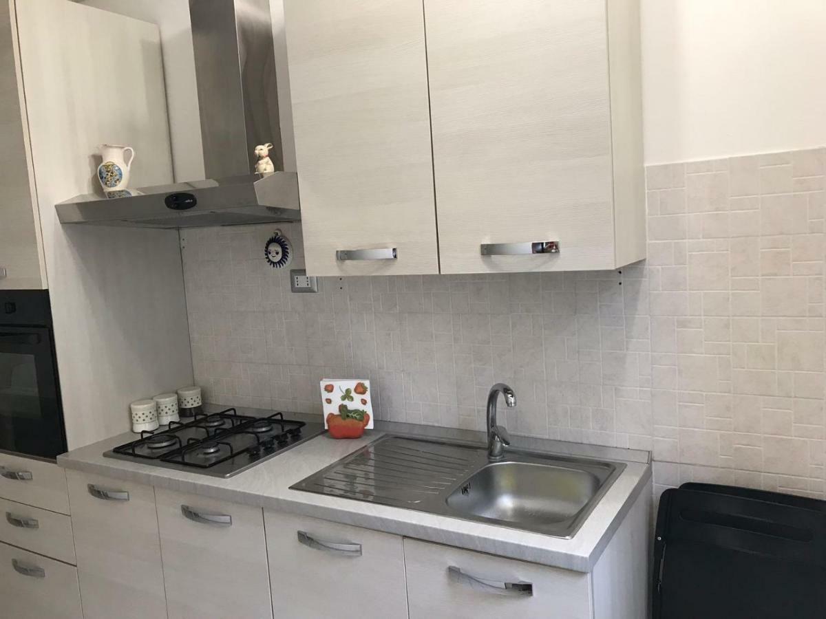 21House - Appartamento 1 布斯托阿西齐奥 外观 照片